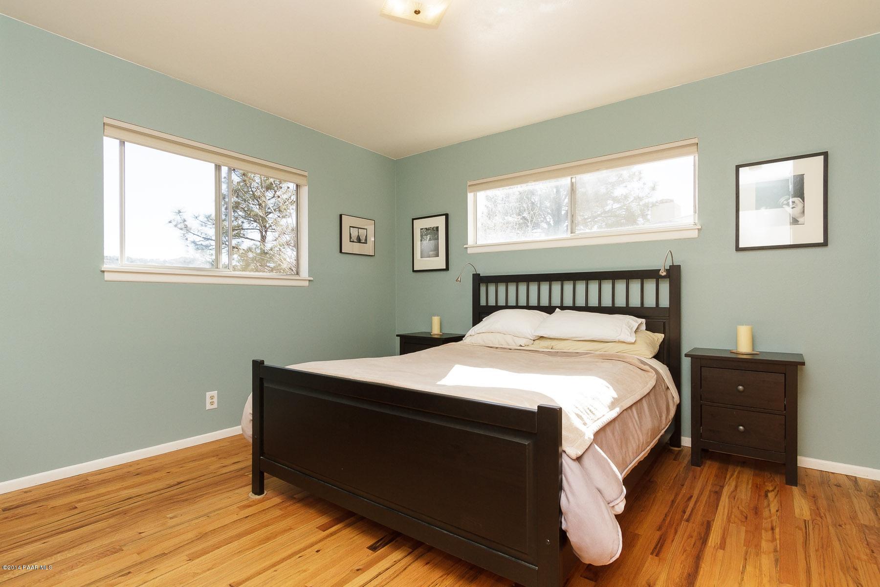 445 Canyon Springs Road Prescott, AZ 86303 - Photo 11 of 22 Master bedroom