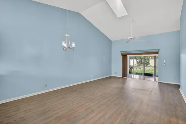 $2,300 | 7643 Southeast Sugar Sand Circle, Hobe Sound, FL 33455