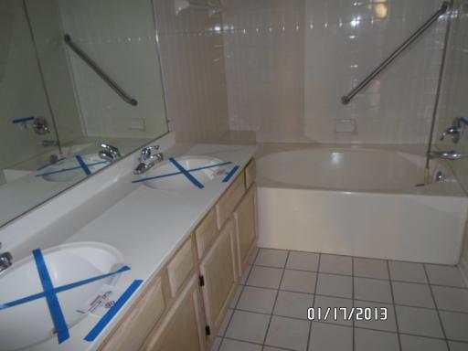 100 Hampton Boulevard Lake Bluff, IL 60044 - Photo 9 of 12
