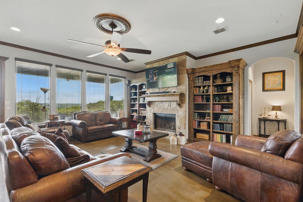 565 Ridgeway Dr Bluff Dale Bluff Dale, TX 76433 - Photo 13 of 40