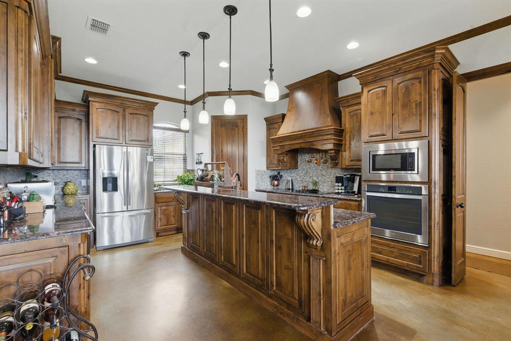 565 Ridgeway Dr Bluff Dale Bluff Dale, TX 76433 - Photo 17 of 40