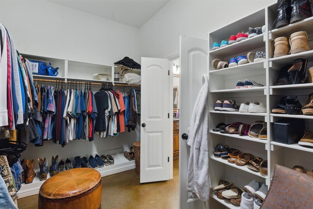565 Ridgeway Dr Bluff Dale Bluff Dale, TX 76433 - Photo 27 of 40 Primary closet