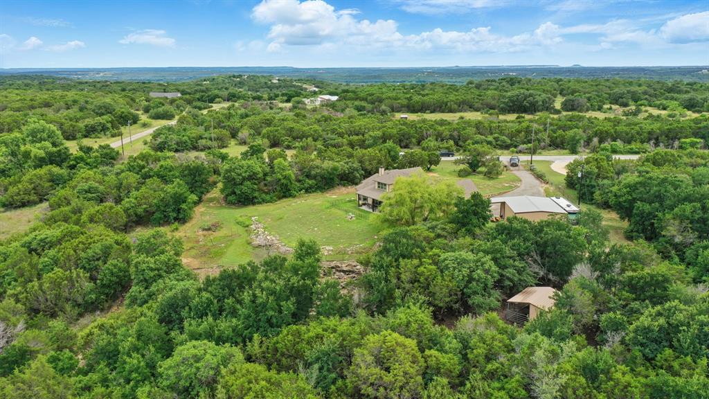 565 Ridgeway Dr Bluff Dale Bluff Dale, TX 76433 - Photo 9 of 40