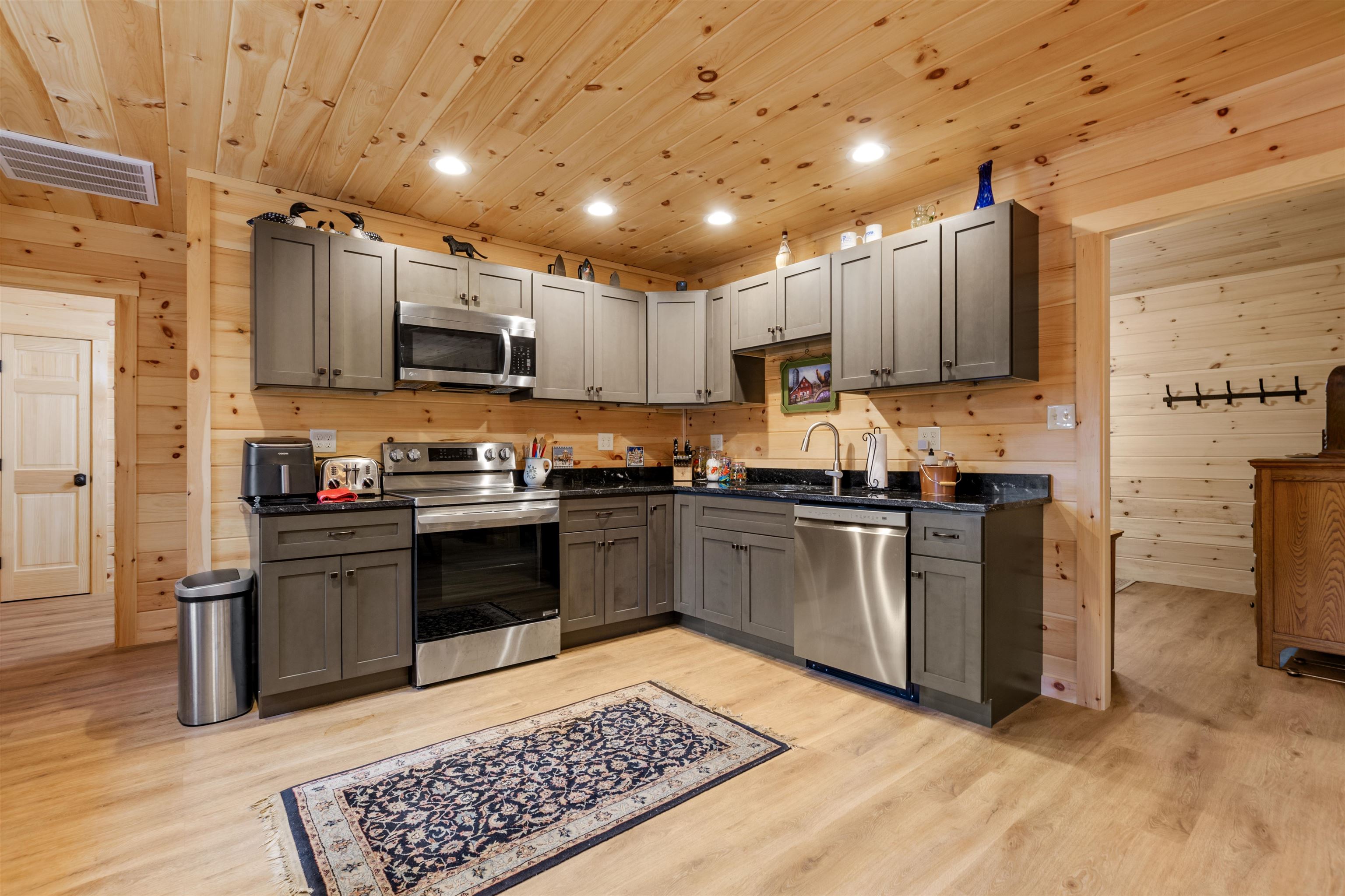 130 Poisson Drive Canaan, VT 05903 - Photo 5 of 29