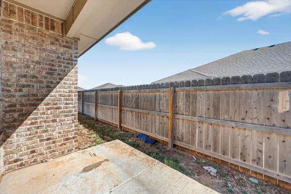 $1,675 | 8520 11th Street, Lubbock, TX 79416