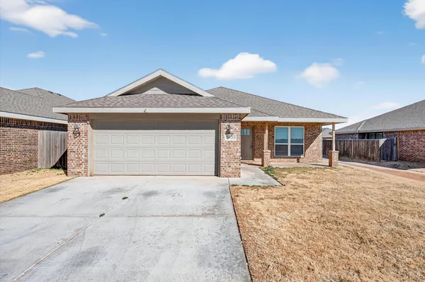 $1,675 | 8520 11th Street, Lubbock, TX 79416