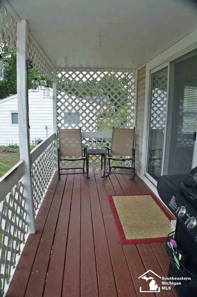 409 Pickard Road Temperance, MI 48182 - Photo 15 of 20 Porch