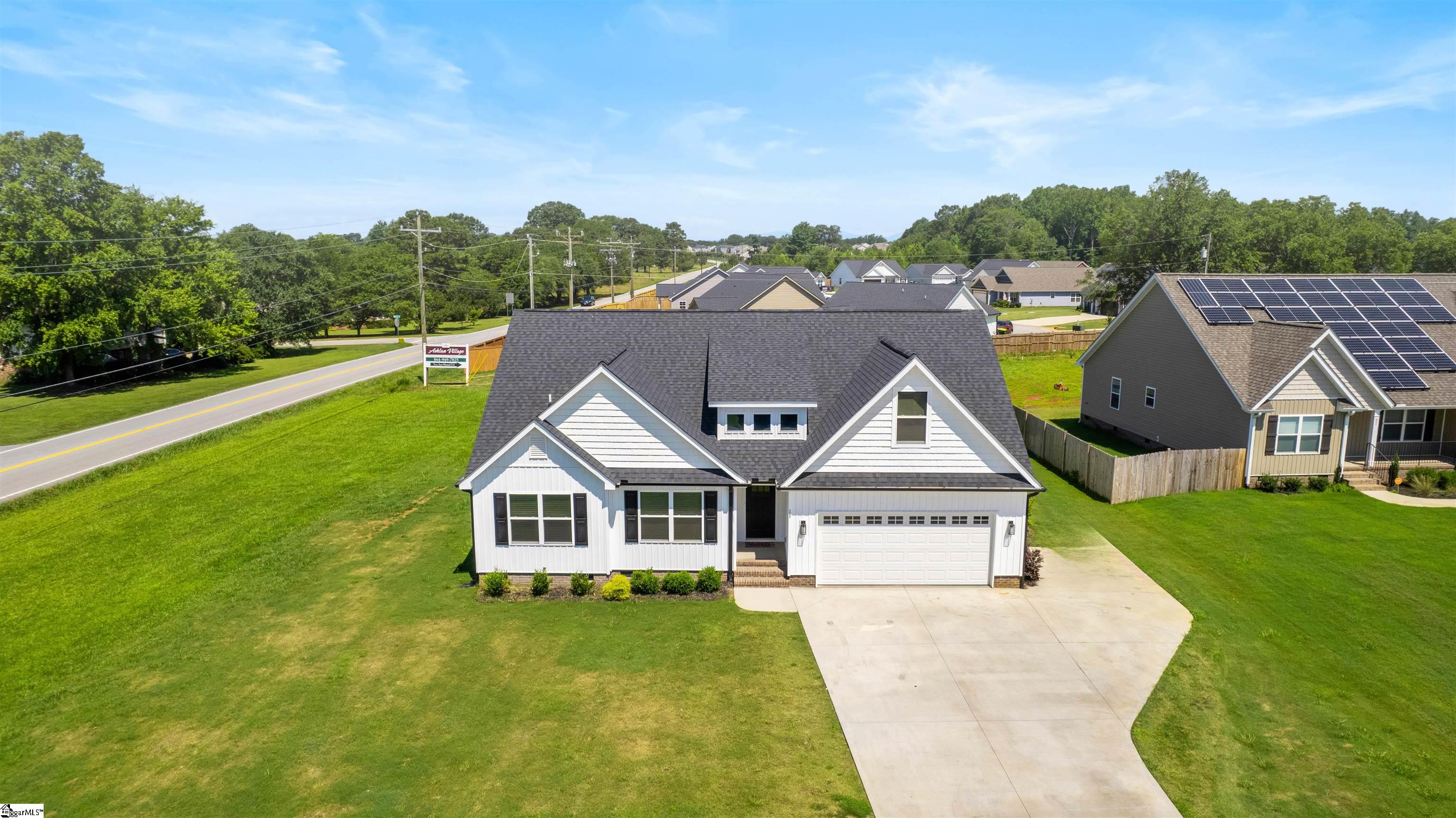 11 Powell Lake Road Lyman, SC 29365 - Photo 3 of 36 Gallery Image 3