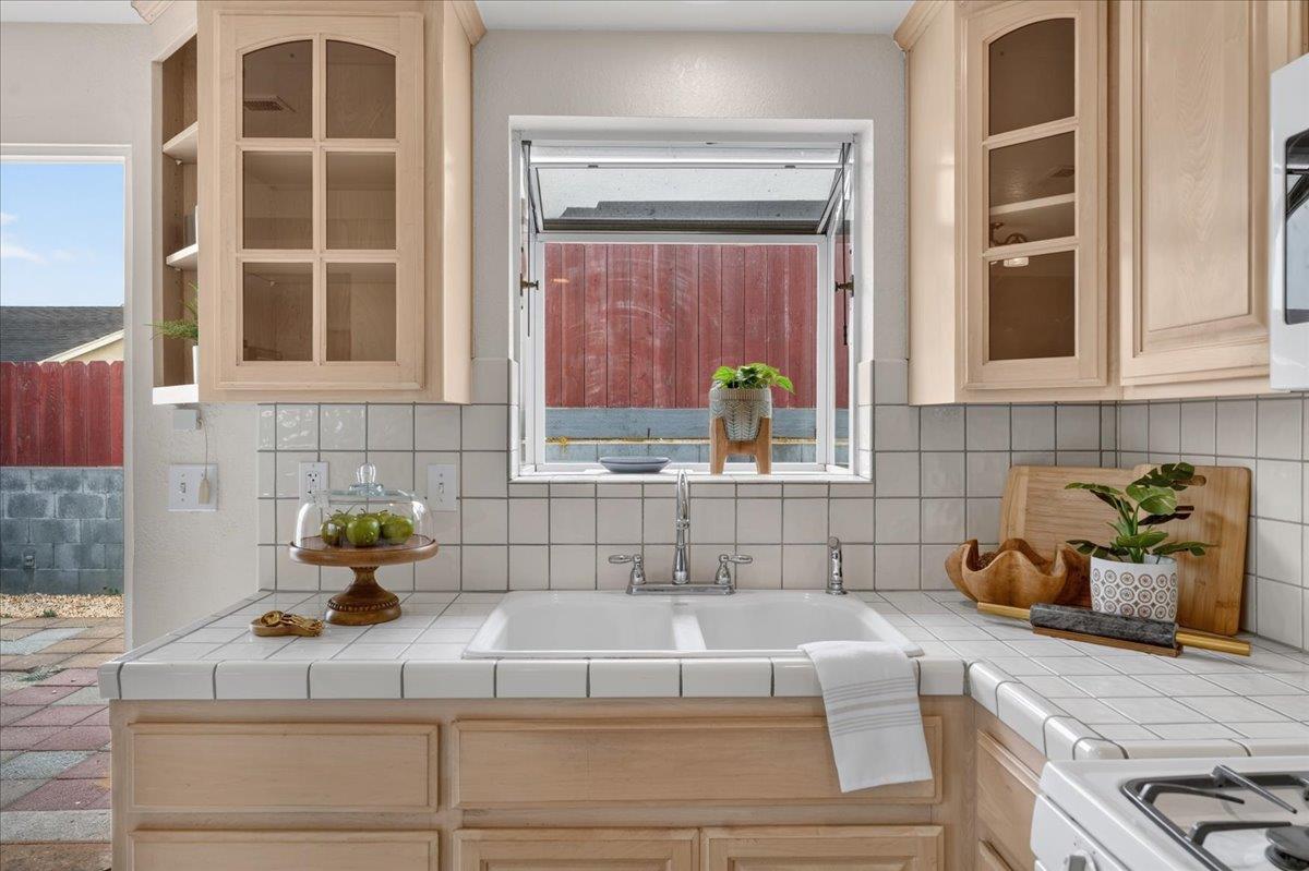 1730 Waring Street Seaside, CA 93955 - Photo 16 of 45 Gallery Image 16