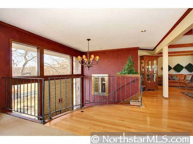 7209 Gleason Road Edina, MN 55439 - Photo 2 of 10