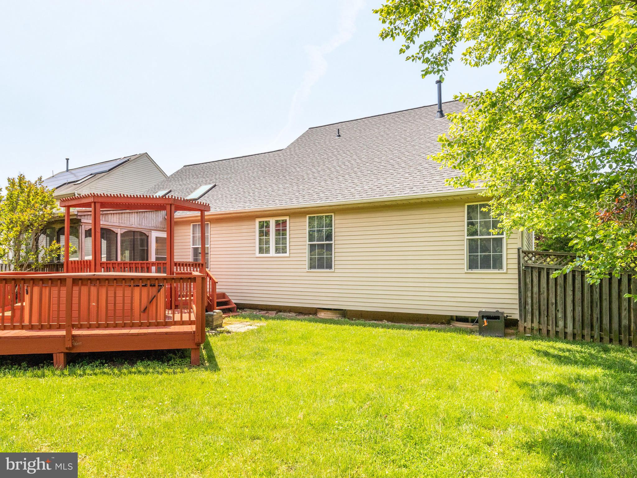 11104 Snowden Pond Road Laurel, MD 20708 - Photo 46 of 46 Back of House