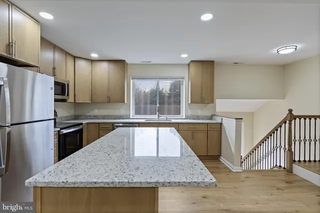 $475,000 | 7388 Hickory Log Circle, Columbia, MD 21045