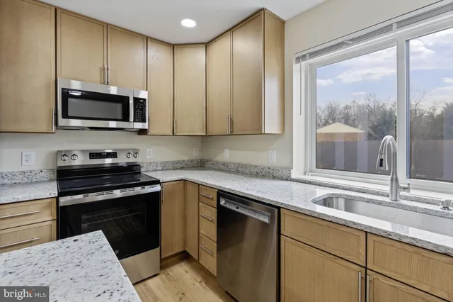 $475,000 | 7388 Hickory Log Circle, Columbia, MD 21045