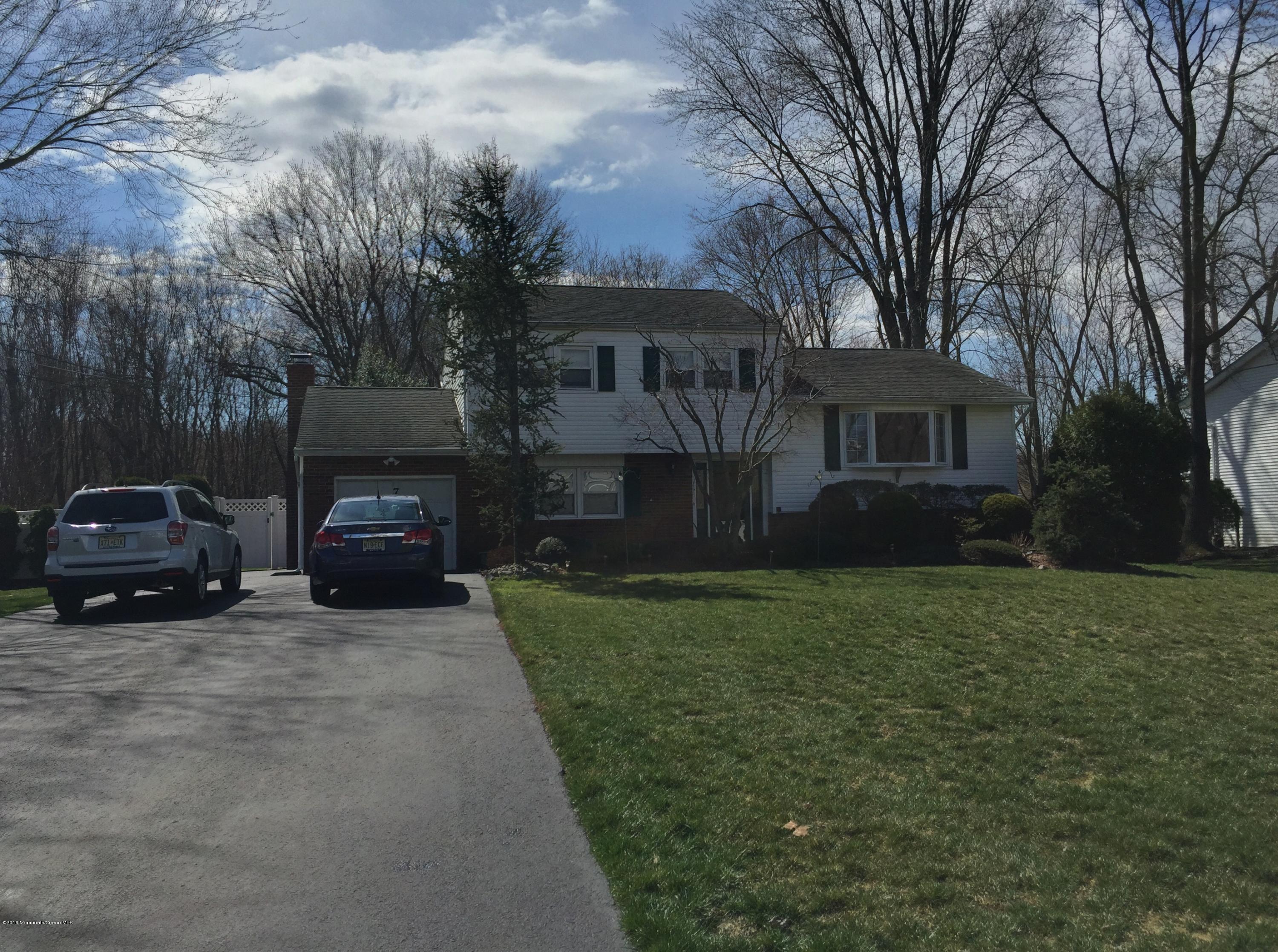 7 Chaucer Road Manalapan, NJ 07726 - Photo 1 of 30 IMG_0736