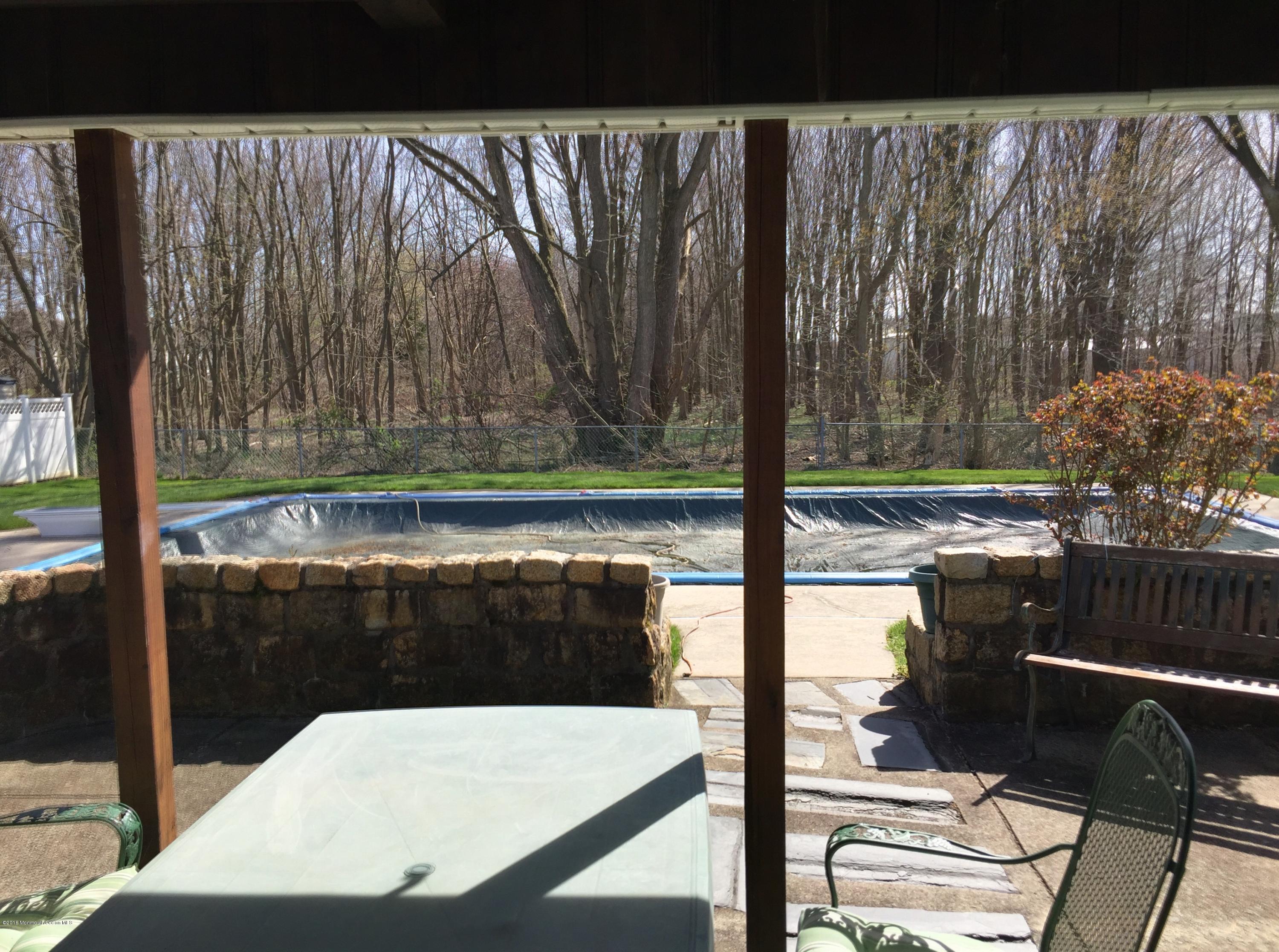 7 Chaucer Road Manalapan, NJ 07726 - Photo 26 of 30 IMG_0769