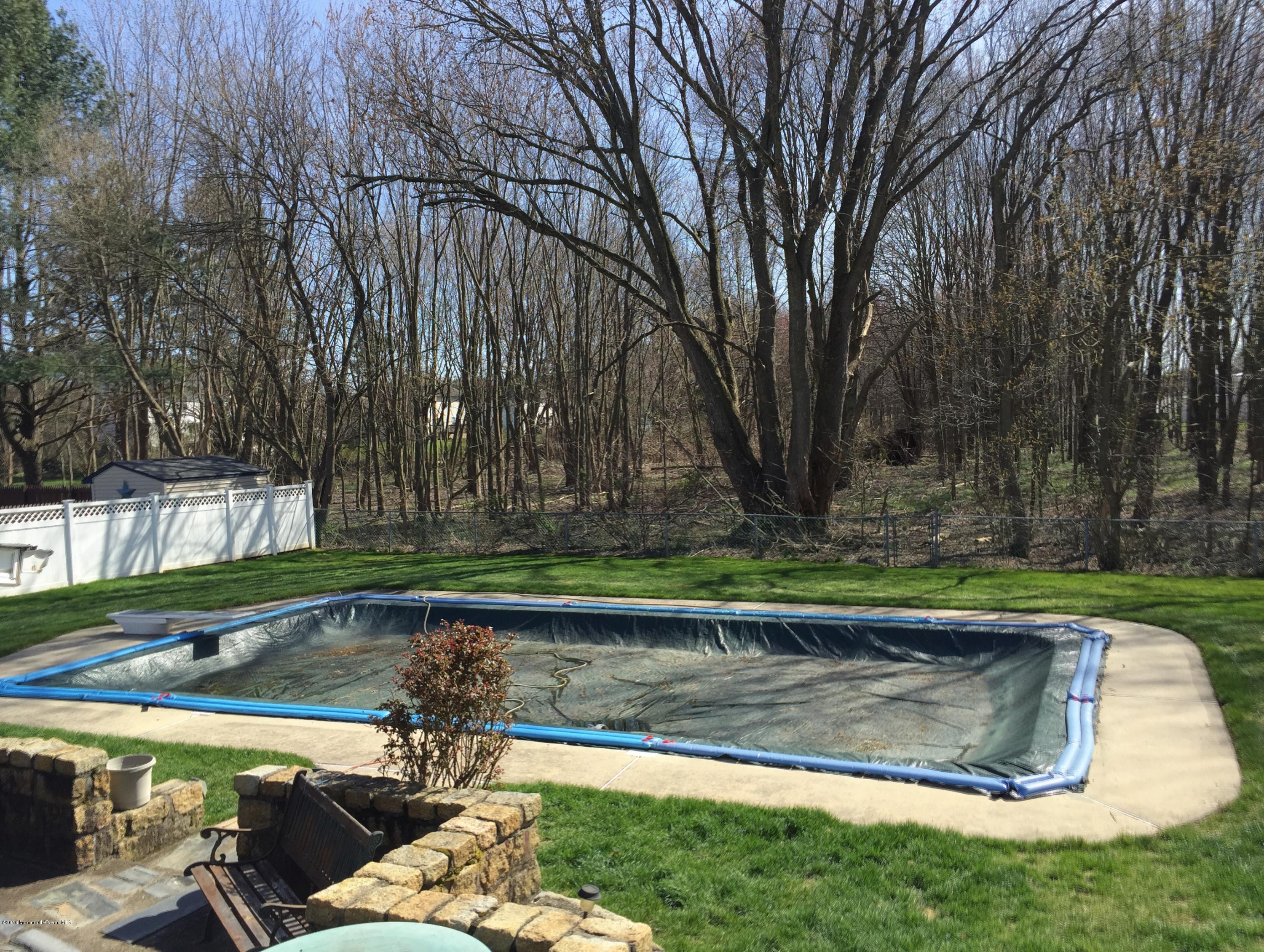 7 Chaucer Road Manalapan, NJ 07726 - Photo 28 of 30 IMG_0762