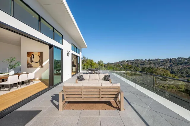 $11,800,000 | 45 Calaveras Court, Hillsborough, CA 94010