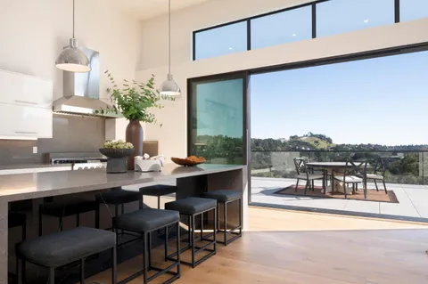 $11,800,000 | 45 Calaveras Court, Hillsborough, CA 94010