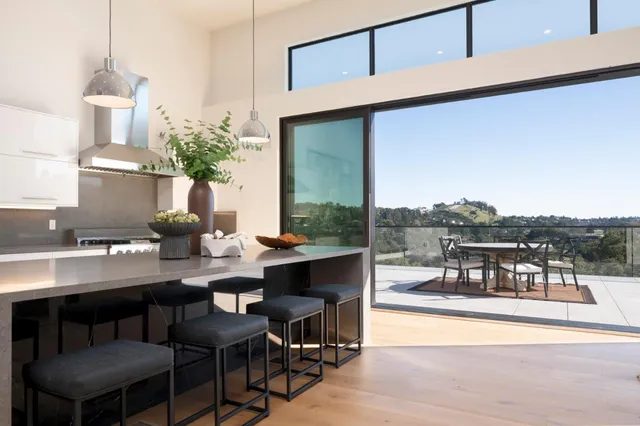 $11,800,000 | 45 Calaveras Court, Hillsborough, CA 94010