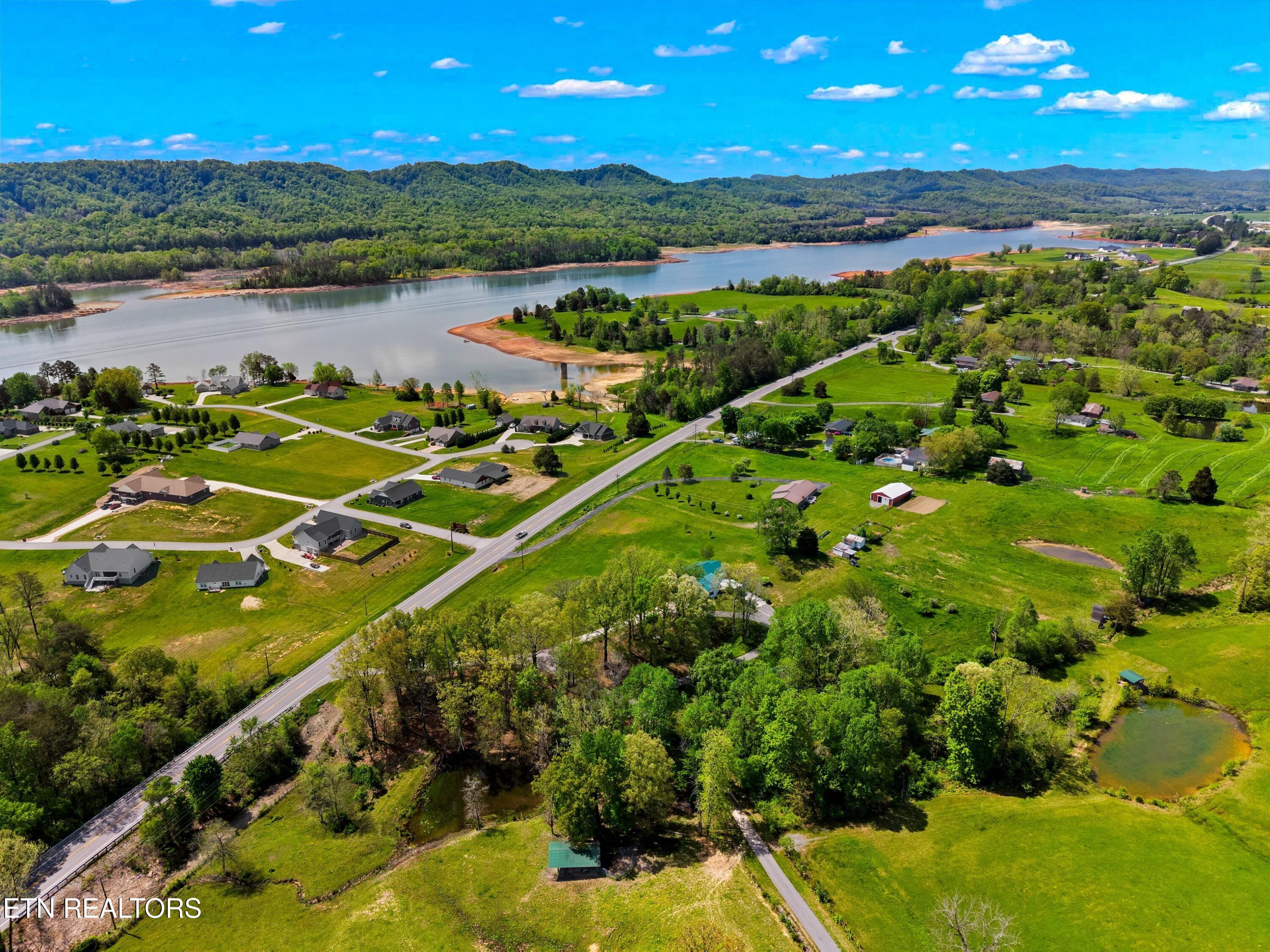 5245 Highway 11W Bean Station, TN 37708 - Photo 33 of 35 036-5245US11W-BeanStation-TN-37708-SMALL