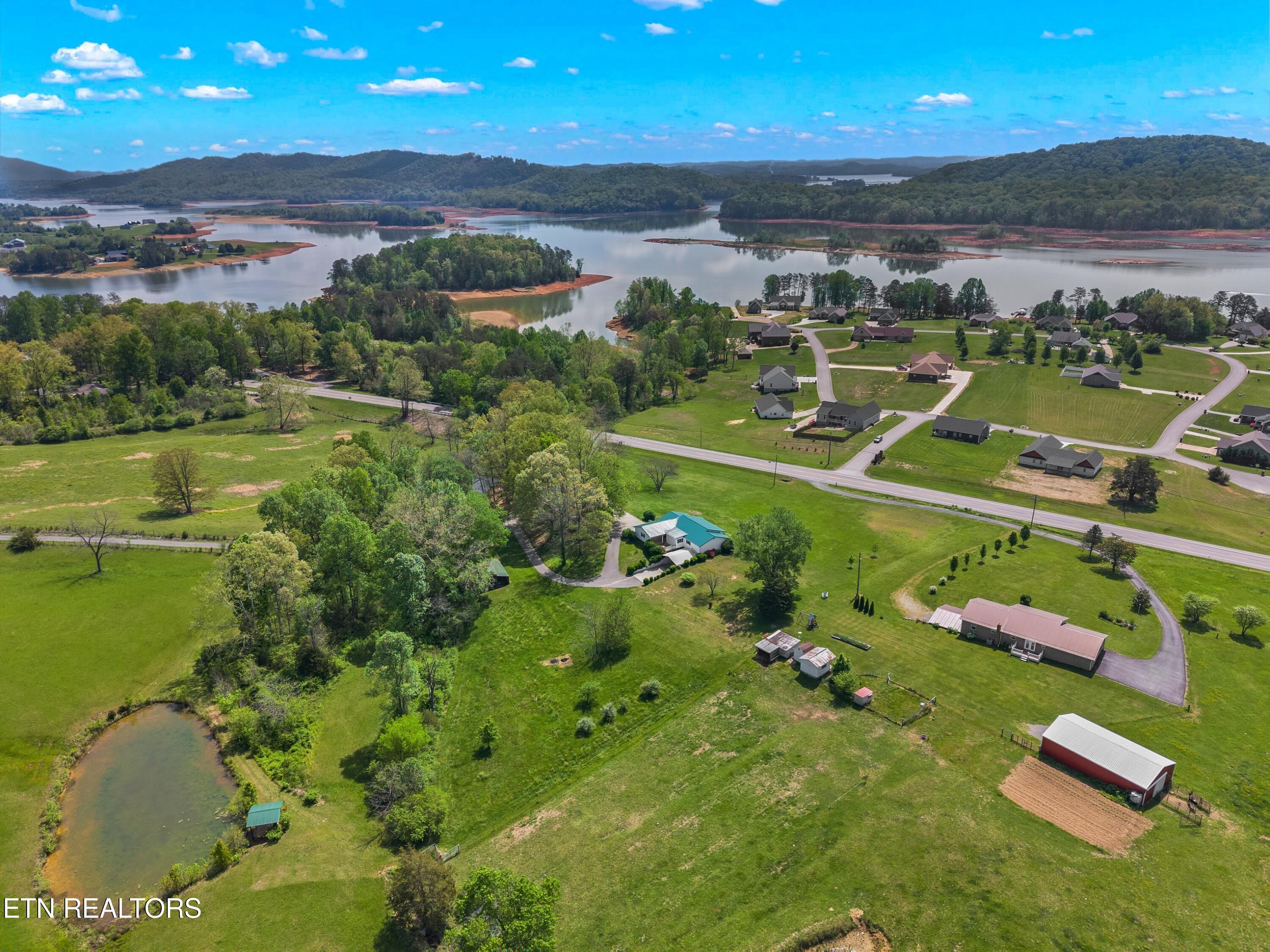 5245 Highway 11W Bean Station, TN 37708 - Photo 4 of 35 035-5245US11W-BeanStation-TN-37708-SMALL