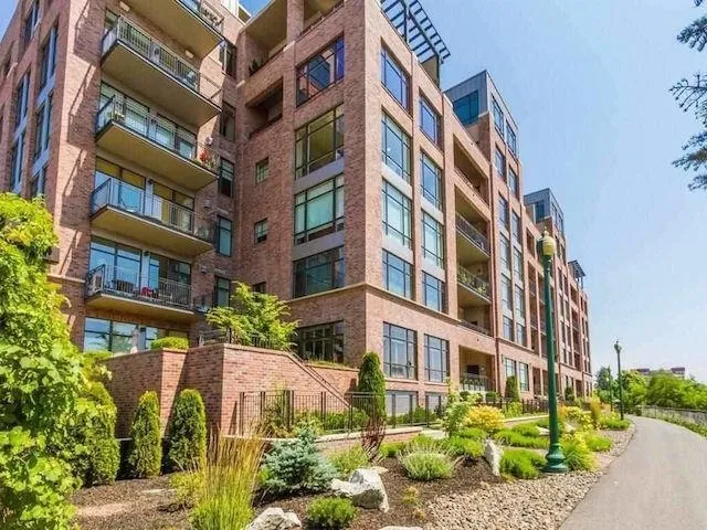 $1,380,000 | 820 North Post Street, Unit 301, Spokane, WA 99201
