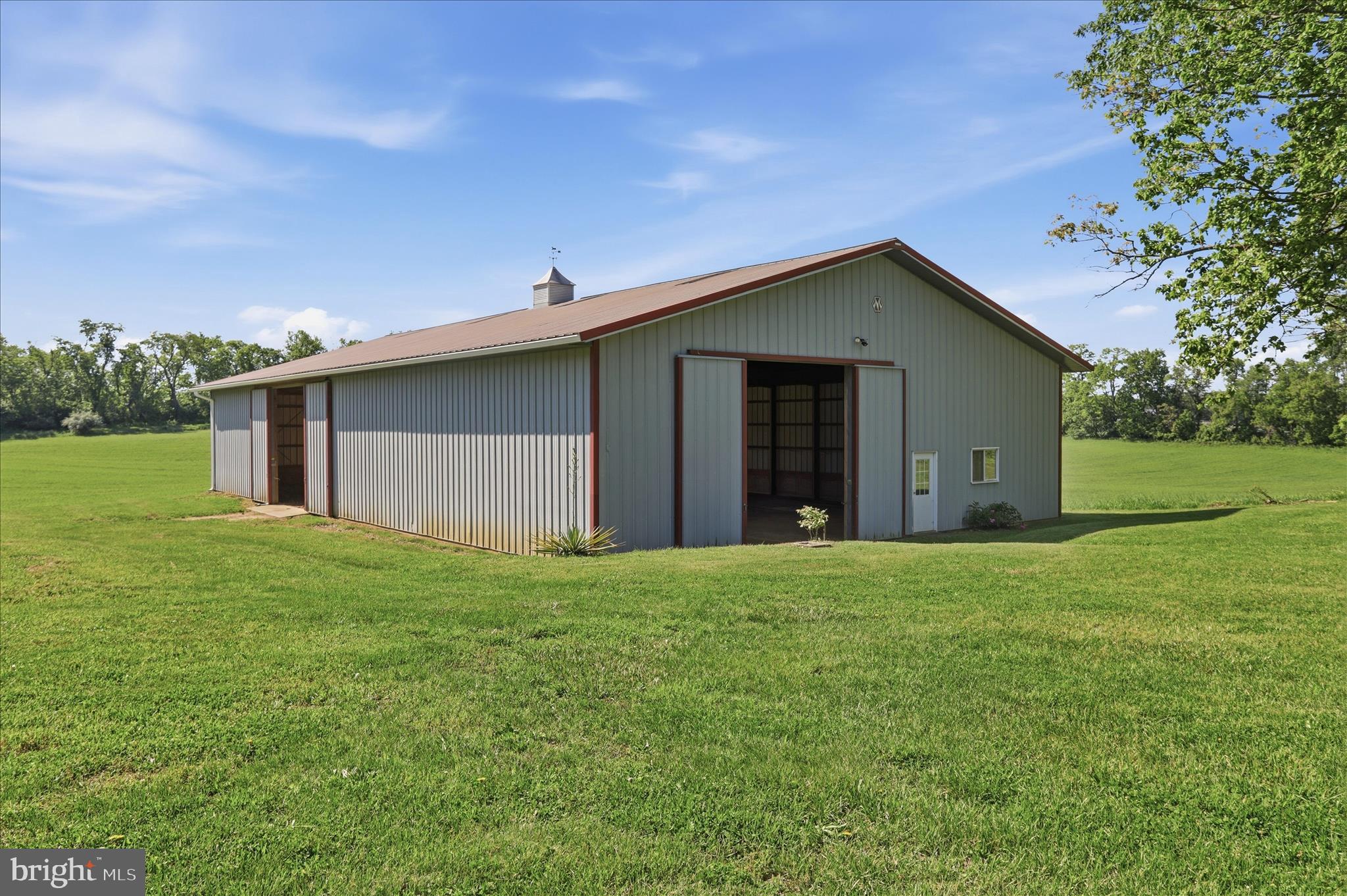 8805 Reichard Road Fairplay, MD 21733 - Photo 49 of 73 Indoor Arena / Horse Stable