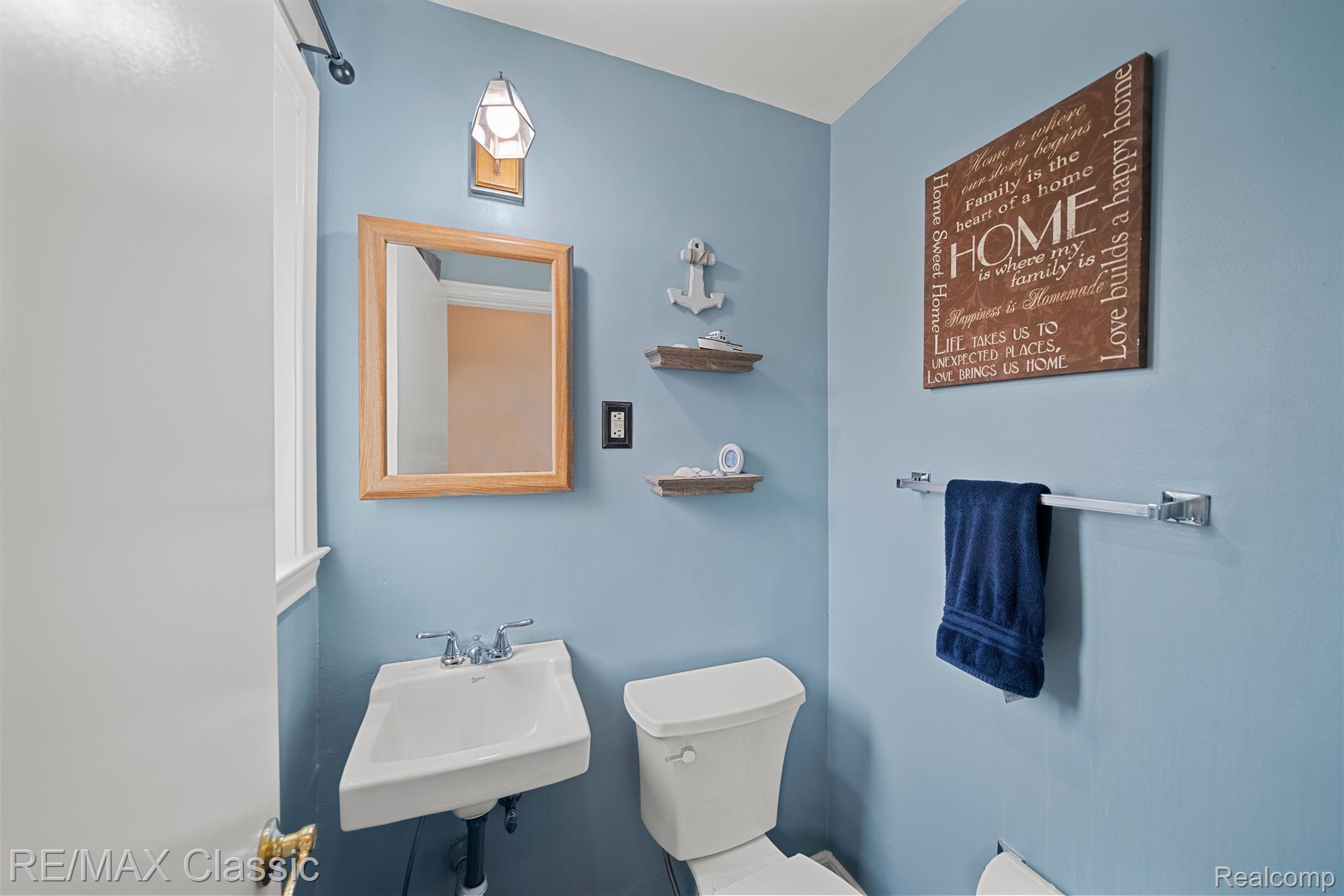 1908 Grange Road Trenton, MI 48183 - Photo 28 of 38 Gallery Image 28