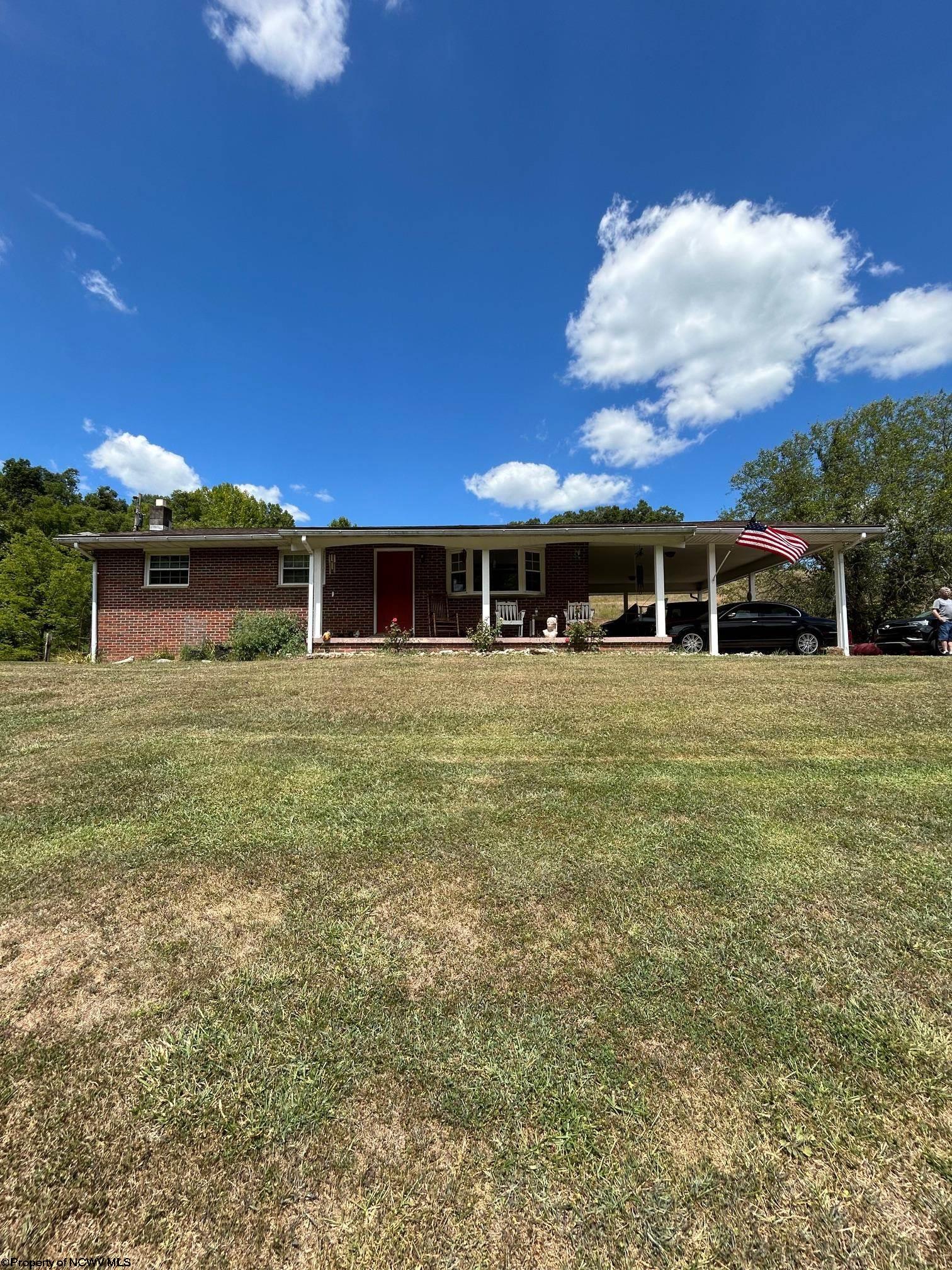 1105 Grace Reedy, WV 25270 - Photo 1 of 25 Gallery Image 1
