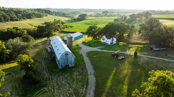 $2,635,110 | 8991 McKenzie Lane, Hollandale, WI 53544