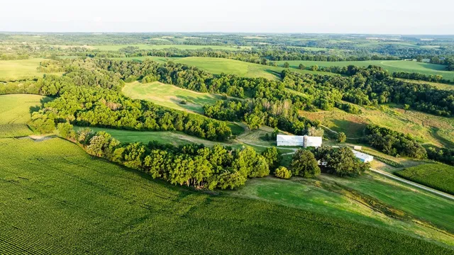 $3,150,000 | 8991 McKenzie Lane, Hollandale, WI 53544