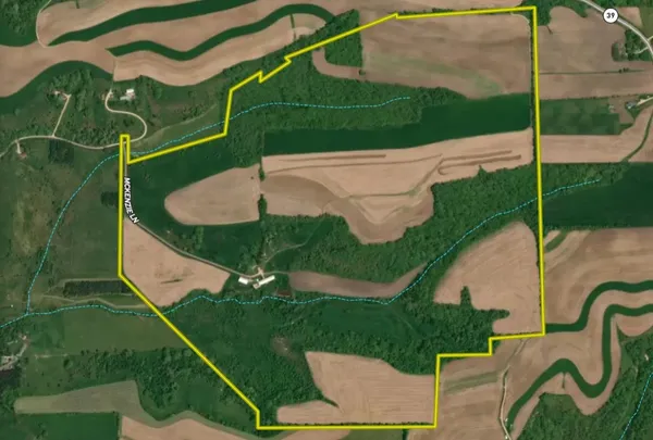 $2,635,110 | 8991 McKenzie Lane, Hollandale, WI 53544