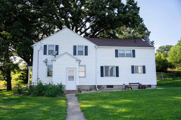 $2,635,110 | 8991 McKenzie Lane, Hollandale, WI 53544