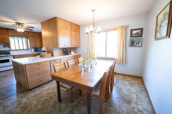 $2,635,110 | 8991 McKenzie Lane, Hollandale, WI 53544