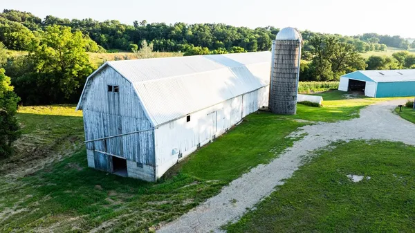 $2,635,110 | 8991 McKenzie Lane, Hollandale, WI 53544