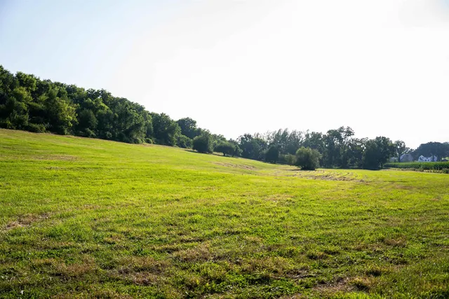 $3,150,000 | 8991 McKenzie Lane, Hollandale, WI 53544