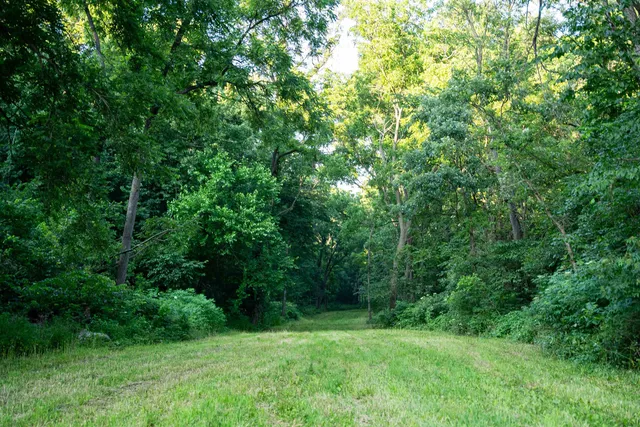 $3,150,000 | 8991 McKenzie Lane, Hollandale, WI 53544