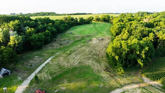 $3,150,000 | 8991 McKenzie Lane, Hollandale, WI 53544