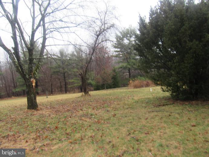 664 Racetrack Road Abbottstown, PA 17301 - Photo 2 of 14 Gallery Image 2