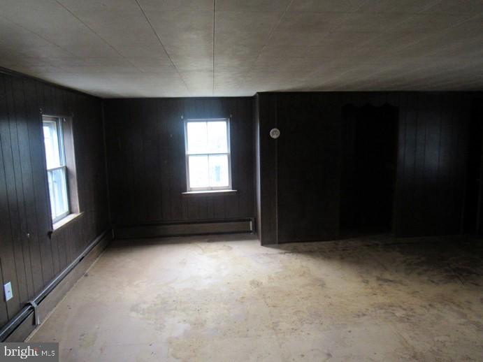 664 Racetrack Road Abbottstown, PA 17301 - Photo 4 of 14 Gallery Image 4