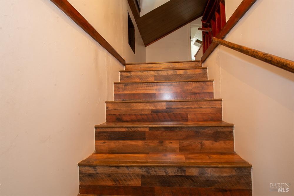 18089 Riverside Drive Sonoma, CA 95476 - Photo 13 of 14 a view of entryway