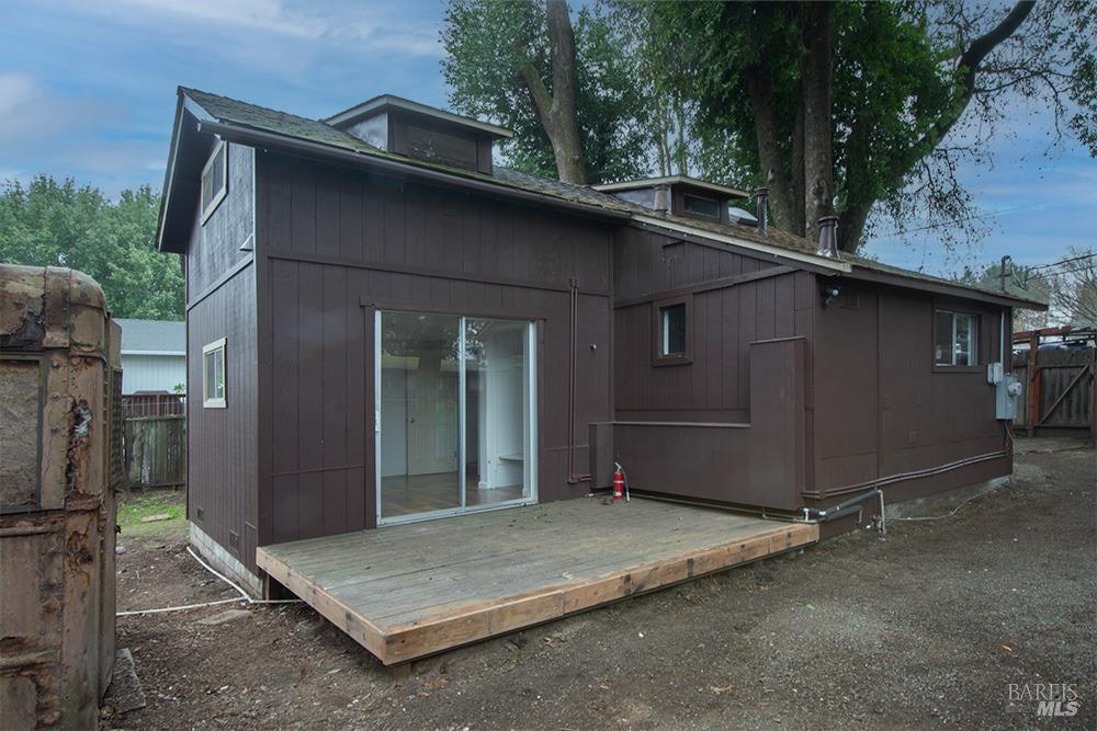 18089 Riverside Drive Sonoma, CA 95476 - Photo 5 of 14 a house with a outdoor space