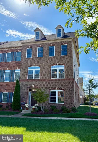 $724,900 | 13716 Senea Drive, Gainesville, VA 20155