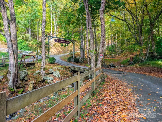 a view of outdoor space