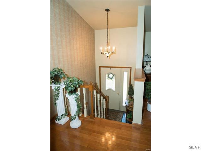 3735 Friedens Road Slatington, PA 18080 - Photo 2 of 25 Gallery Image 2