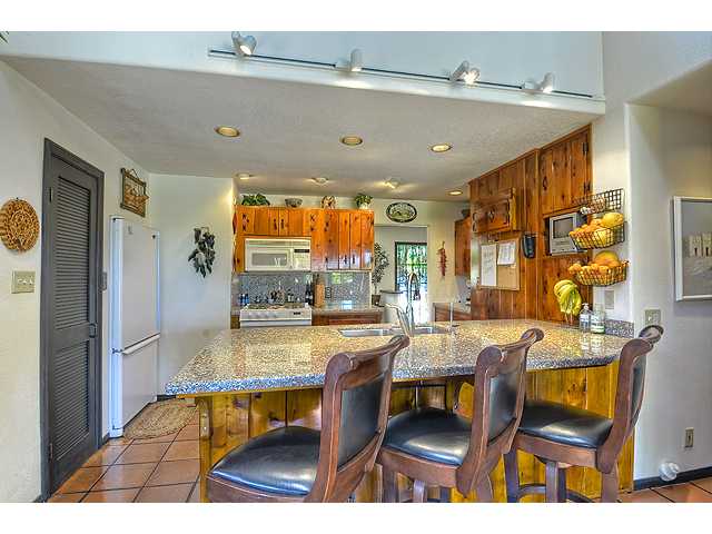 940 Normandy Road Encinitas, CA 92024 - Photo 6 of 20