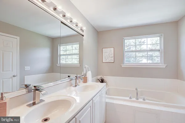 $595,000 | 541 Diamond Drive, Middletown, DE 19709