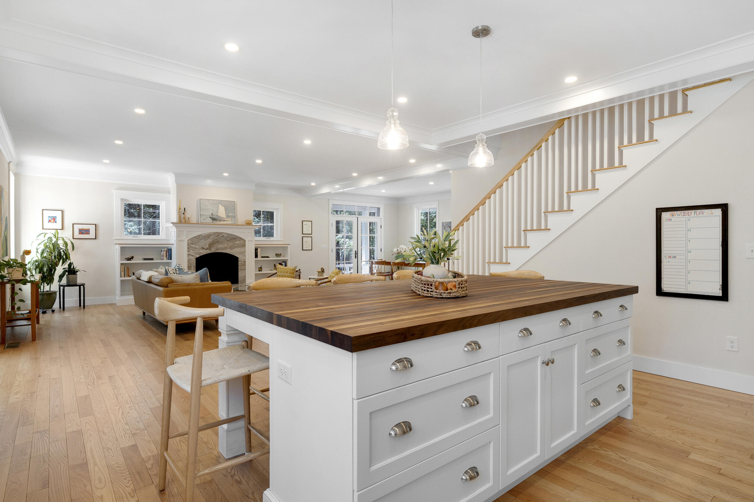 10 Woods Road Falmouth, ME 04105 - Photo 5 of 57 33_10woods-33