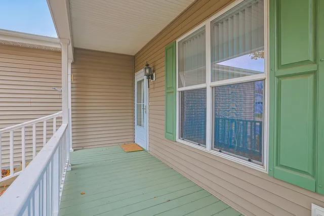 $189,000 | 3455 Steeplechase Way, Grayslake, IL 60030