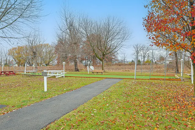 $189,000 | 3455 Steeplechase Way, Grayslake, IL 60030